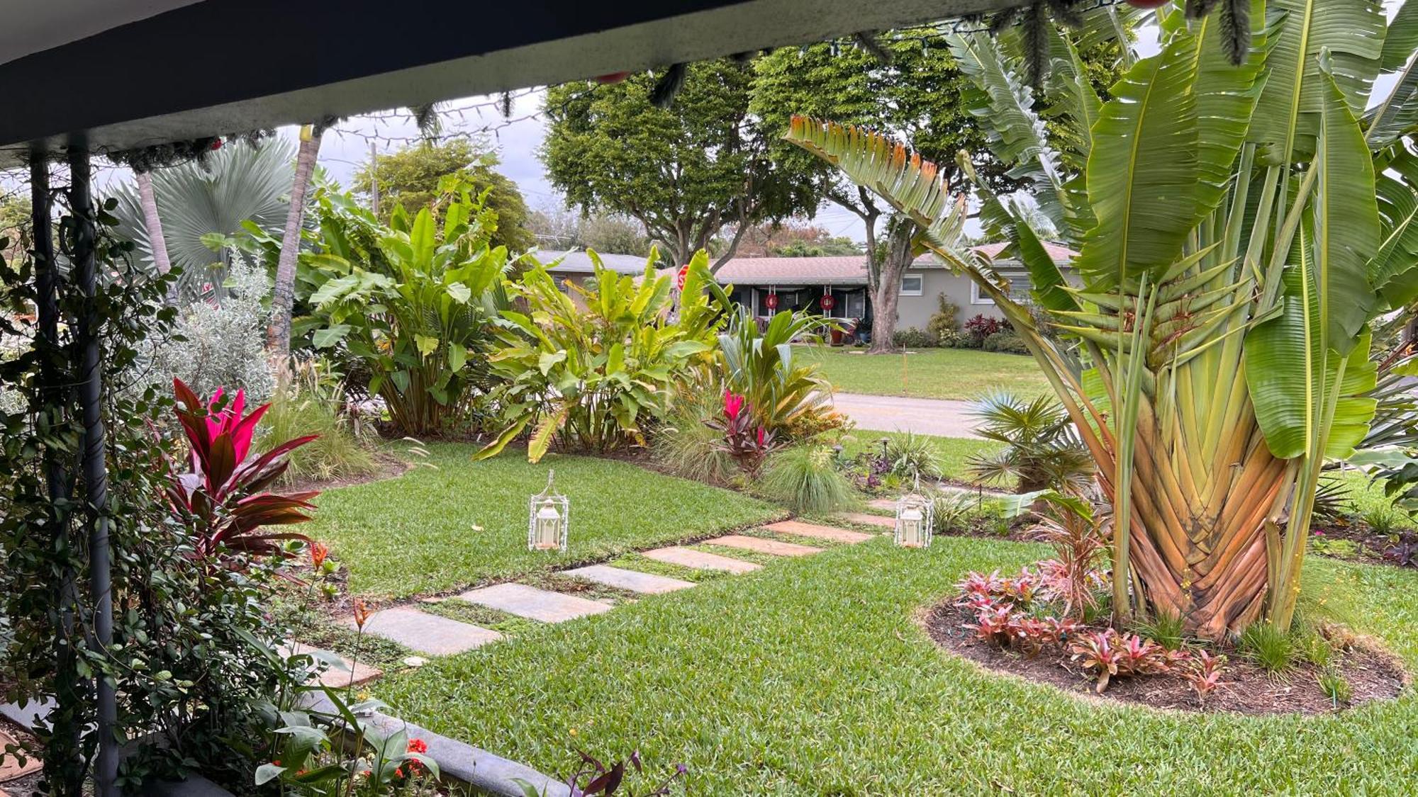 Paradise Gardens-Wilton Manors- Male Only Exterior photo